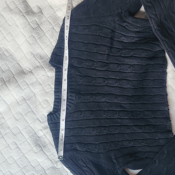 Urban renewal cropped cable knit sweater - Picture 4 of 4